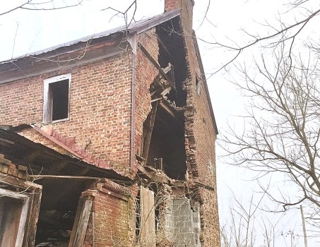 Crumbling history County takes ownership of Newland property to try